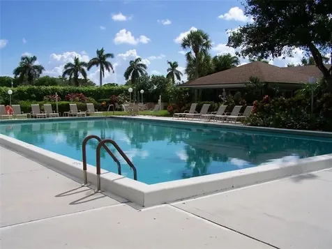 625 Oaks Drive Pompano Beach FL 33069