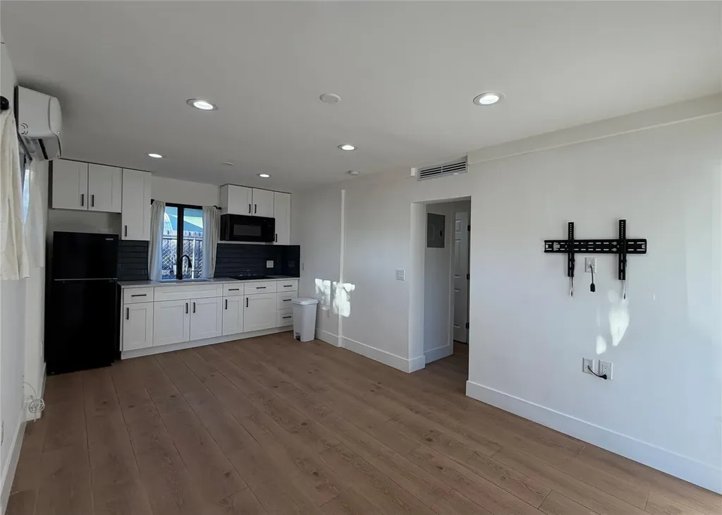 1230 S Federal Highway Lake Worth Beach FL 33460