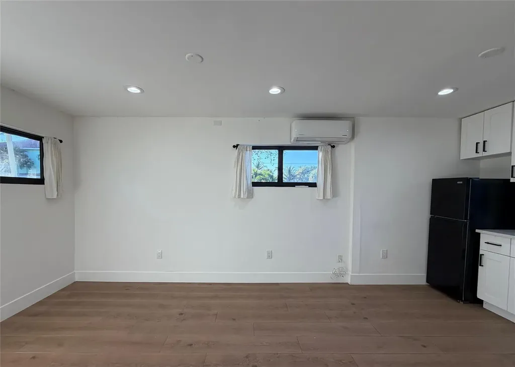1230 S Federal Highway Lake Worth Beach FL 33460