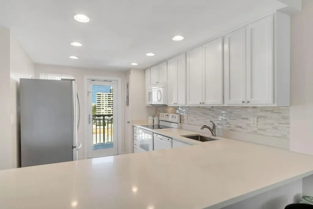 750 N Ocean Boulevard Pompano Beach FL 33062