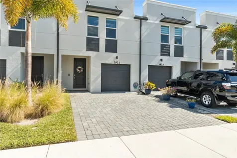 3921 SE Mentmore Lane Stuart FL 34997