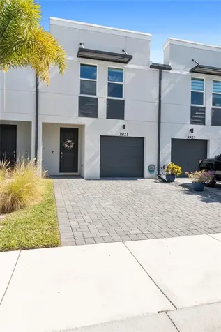 3921 SE Mentmore Lane Stuart FL 34997