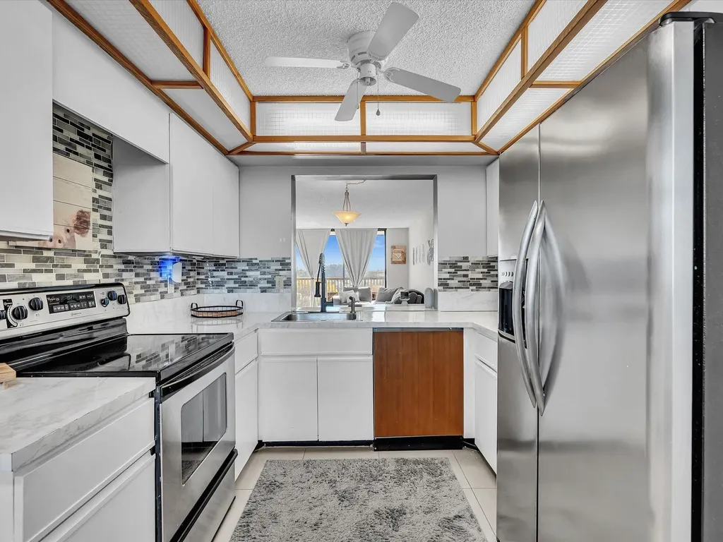 1266 S Military Trail Deerfield Beach FL 33442