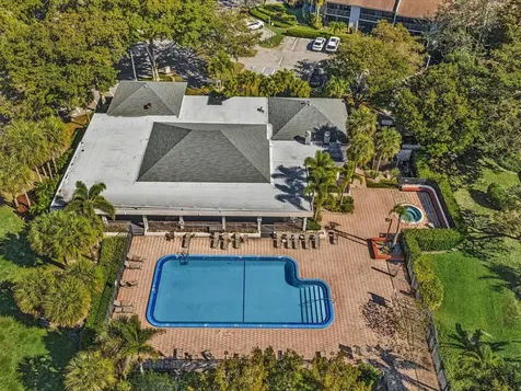 1266 S Military Trail Deerfield Beach FL 33442
