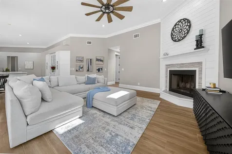 10110 NW 68th Court Parkland FL 33076