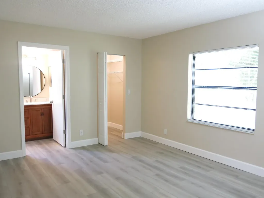 3013 NW 92nd Avenue Coral Springs FL 33065