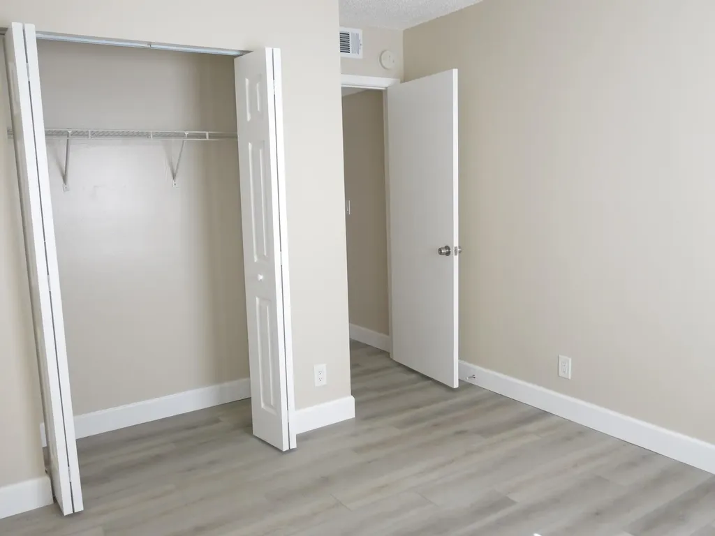 3013 NW 92nd Avenue Coral Springs FL 33065