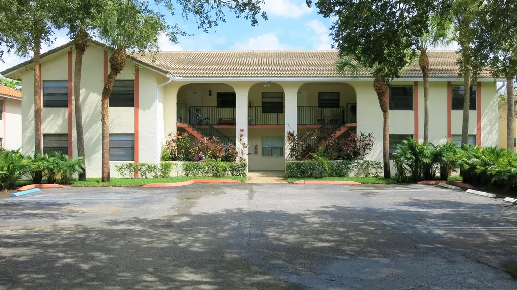 3013 NW 92nd Avenue Coral Springs FL 33065