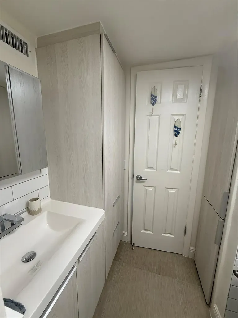 2791 N Pine Island Road Sunrise FL 33322