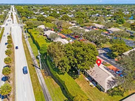 18801 Candlewick Drive Boca Raton FL 33496