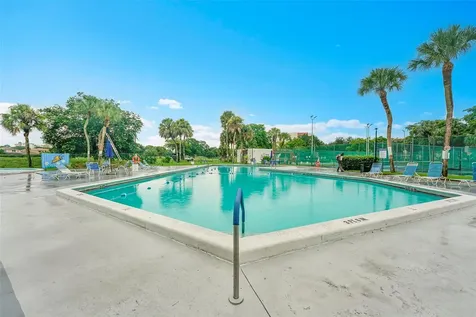 7041 Environ Boulevard Lauderhill FL 33319