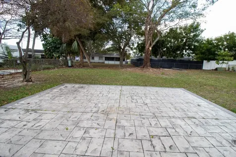 6860 Broadmoor North Lauderdale FL 33068