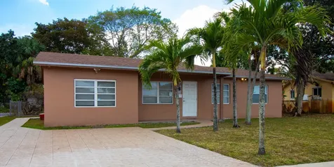 6860 Broadmoor North Lauderdale FL 33068