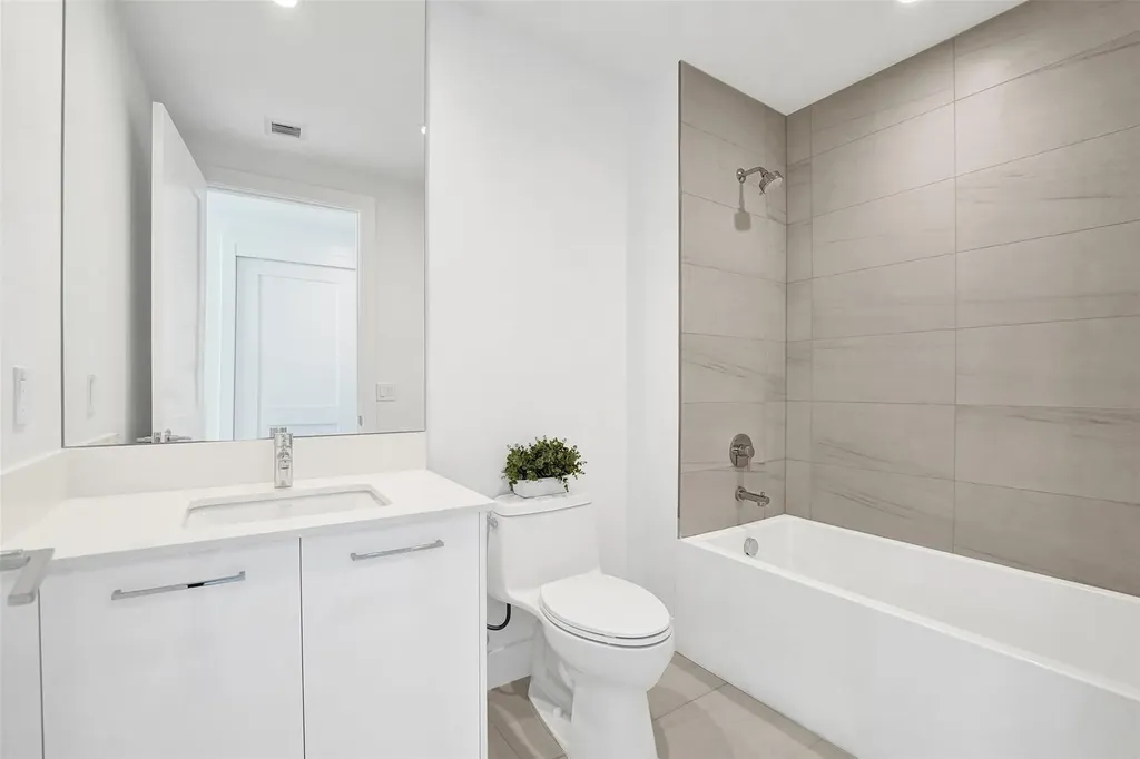 153 N Seabreeze Boulevard Fort Lauderdale FL 33304