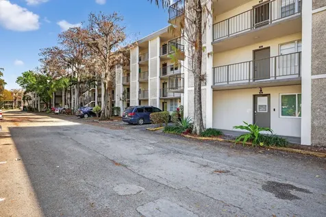 4898 NW 29th Court Lauderdale Lakes FL 33313