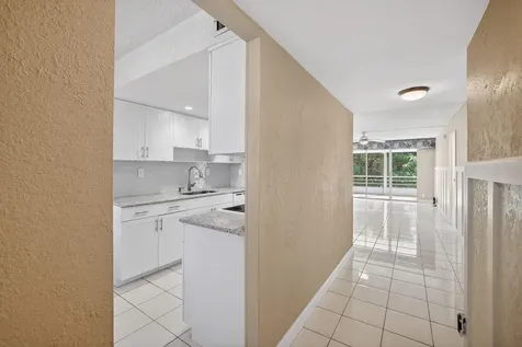 4898 NW 29th Court Lauderdale Lakes FL 33313