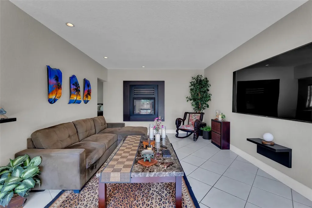 258 Basin Drive Lauderdale By The Sea FL 33308
