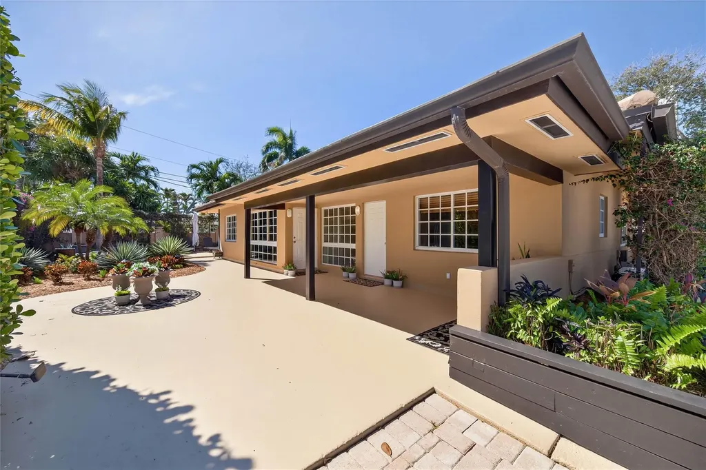 258 Basin Drive Lauderdale By The Sea FL 33308