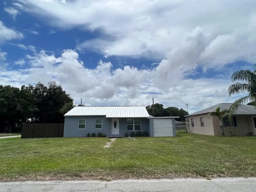 1810 Elizabeth Street Melbourne FL 32901