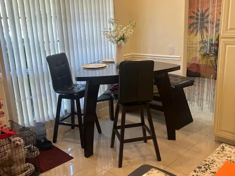 1281 SW 85th Avenue Pembroke Pines FL 33025