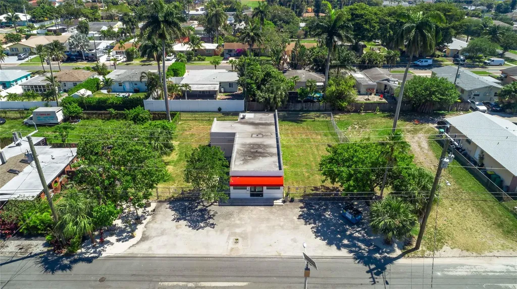 126 NE 1st Avenue Dania Beach FL 33004