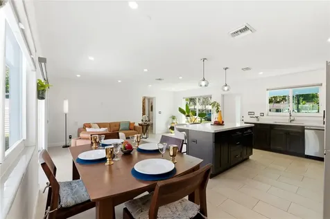 1741 NE 40th Street Oakland Park FL 33334