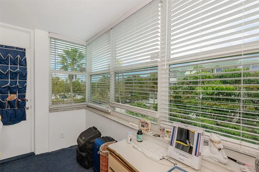 2751 Taft Street Hollywood FL 33020