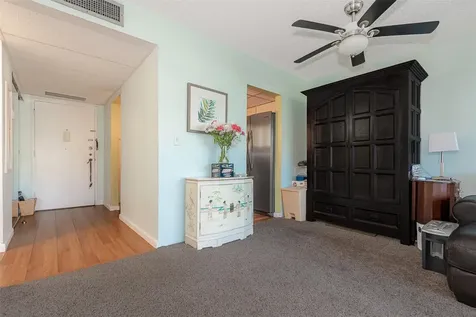 2751 Taft Street Hollywood FL 33020