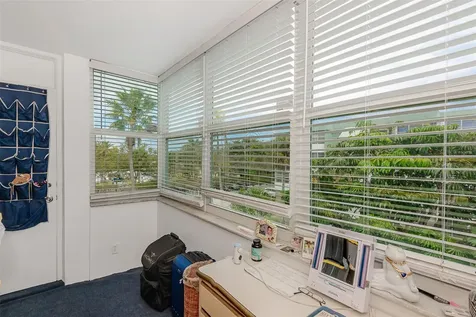 2751 Taft Street Hollywood FL 33020
