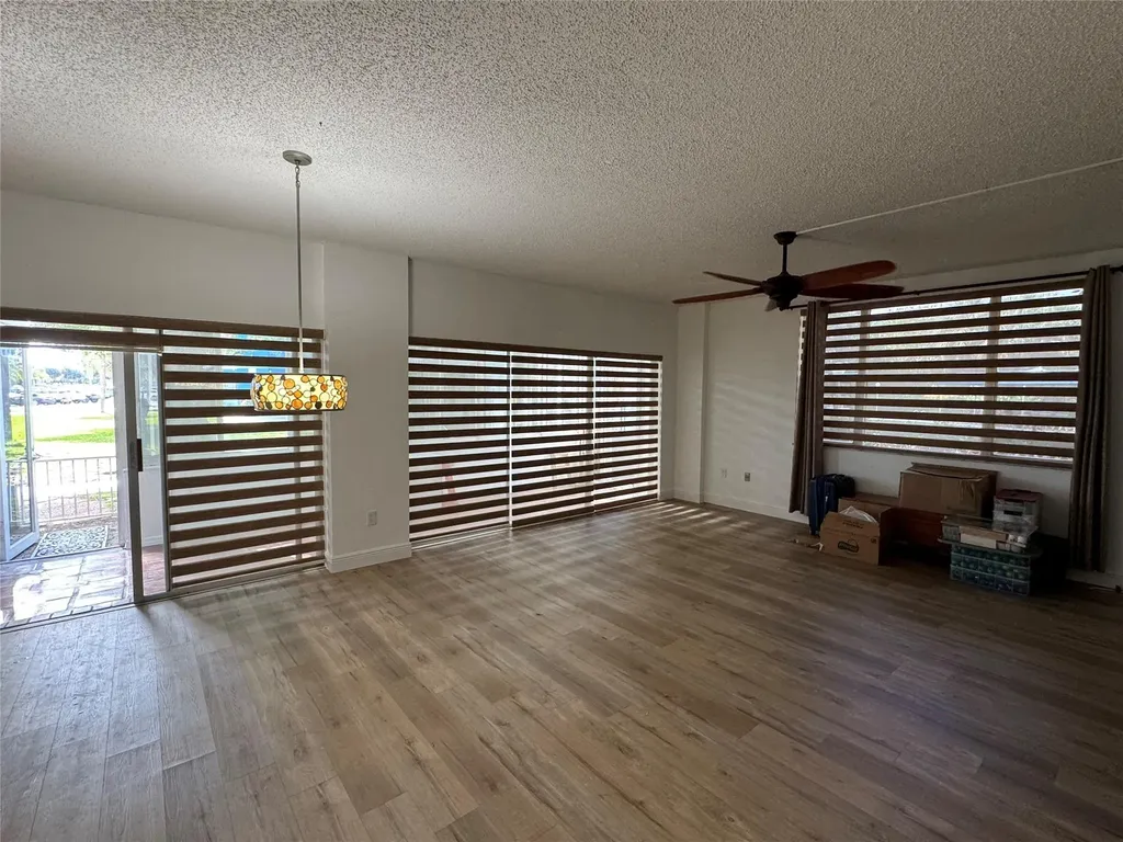 3850 Washington Street Hollywood FL 33021