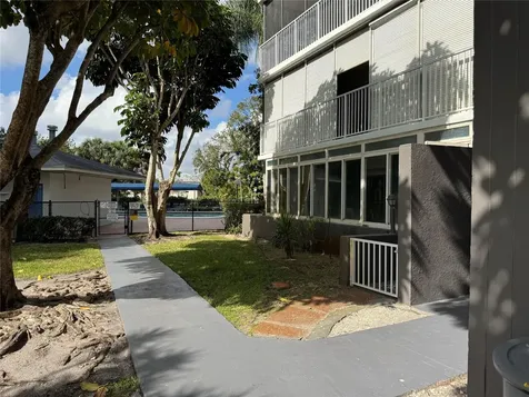 3850 Washington Street Hollywood FL 33021