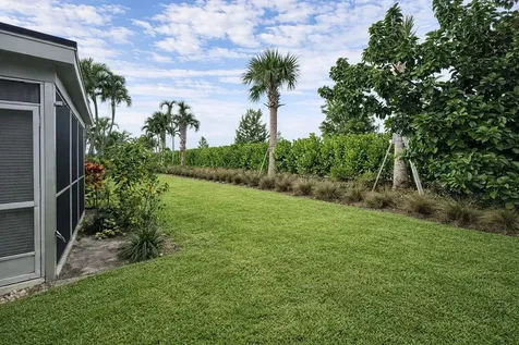 7203 Pine Manor Drive Lake Worth FL 33467
