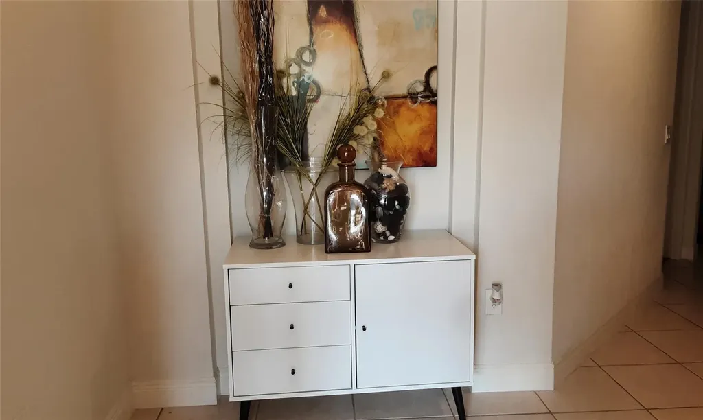 7861 E Exeter Boulevard Fort Lauderdale FL 33321
