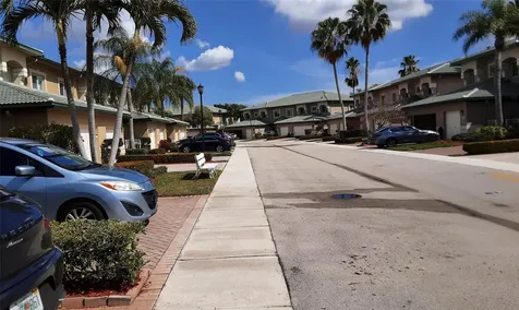 7861 E Exeter Boulevard Fort Lauderdale FL 33321