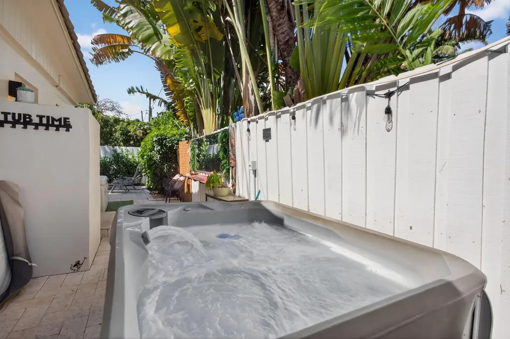 1501 NE 7th Avenue Fort Lauderdale FL 33304
