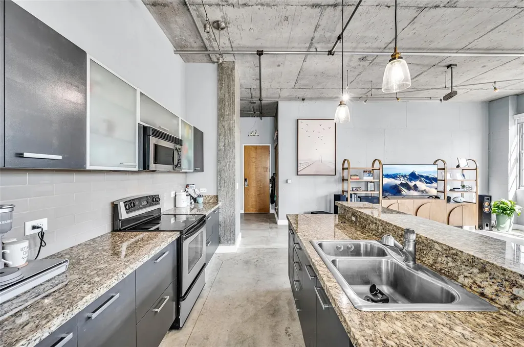 435 N Andrews Avenue Fort Lauderdale FL 33301