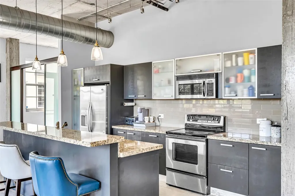 435 N Andrews Avenue Fort Lauderdale FL 33301