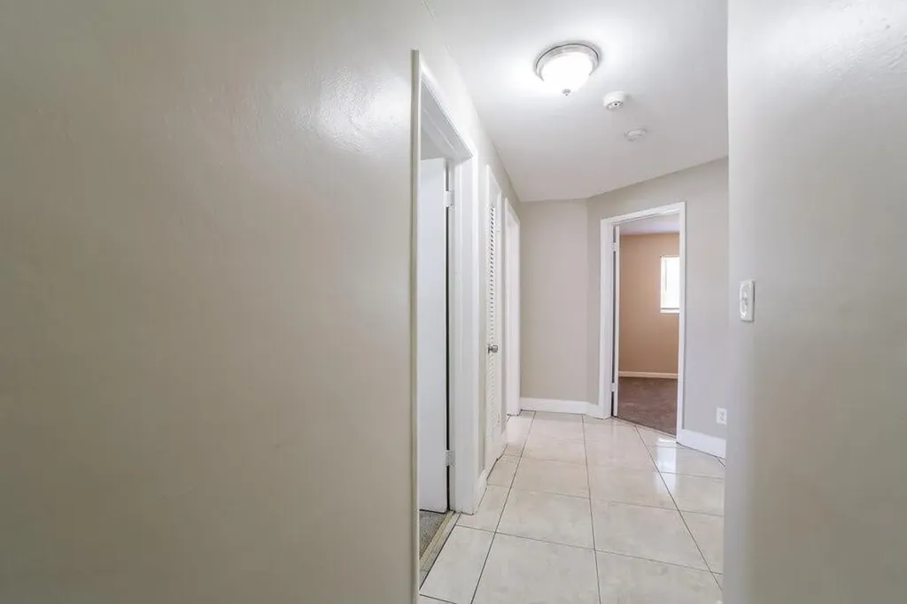 2890 NW 20th Street Fort Lauderdale FL 33311
