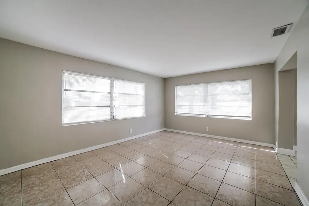 2890 NW 20th Street Fort Lauderdale FL 33311