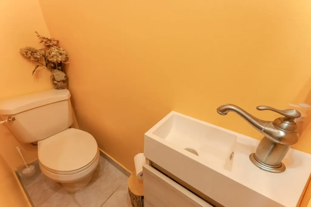 3641 SW Natura Avenue Deerfield Beach FL 33441