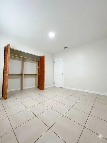 1009 SW Avenue E Place Belle Glade FL 33430