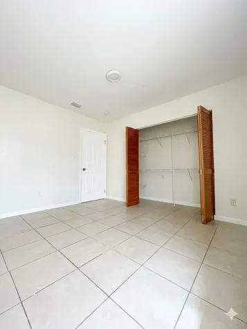 1009 SW Avenue E Place Belle Glade FL 33430