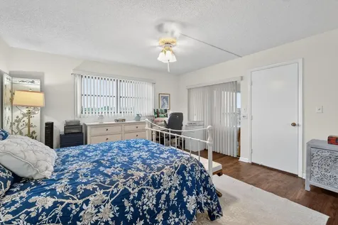 6866 Huntington Lane Delray Beach FL 33446