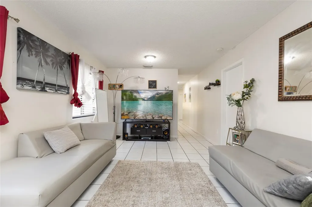 3461 SW 24th Street Miami FL 33145