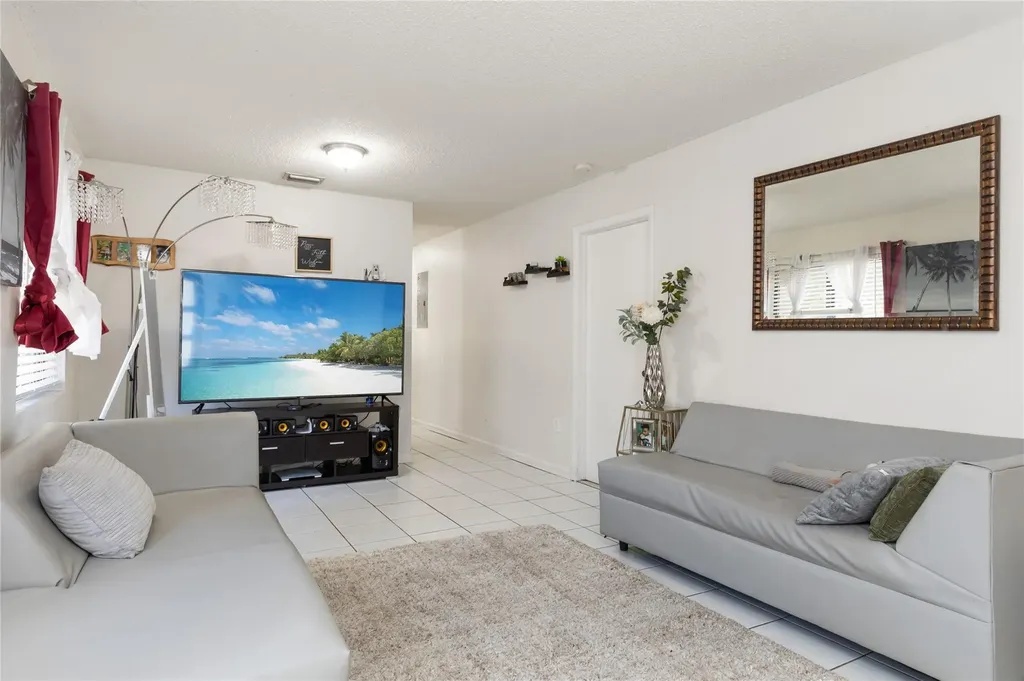3461 SW 24th Street Miami FL 33145