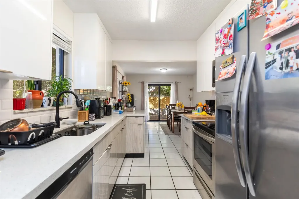 3461 SW 24th Street Miami FL 33145