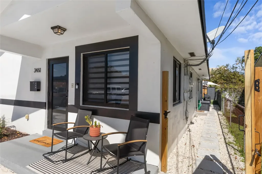 3461 SW 24th Street Miami FL 33145