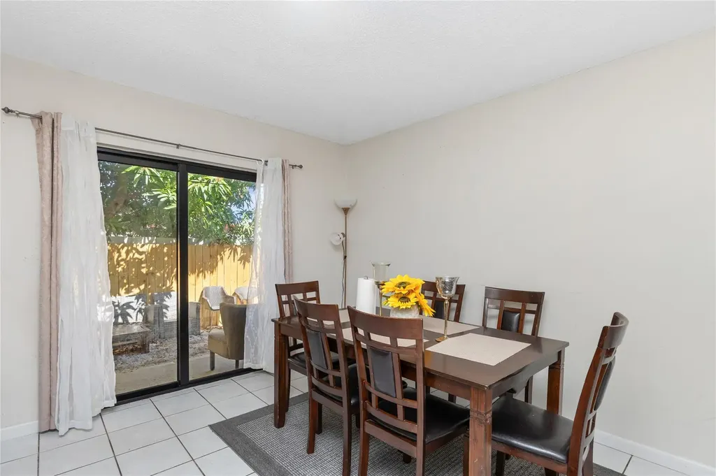 3461 SW 24th Street Miami FL 33145