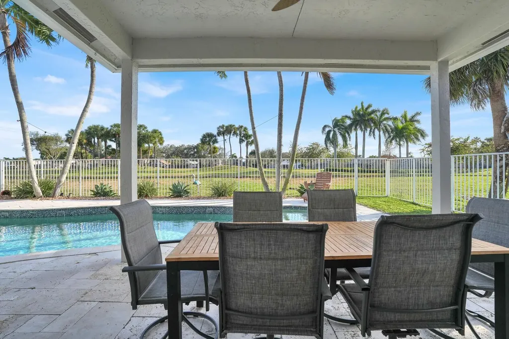 7724 Monarch Court Delray Beach FL 33446