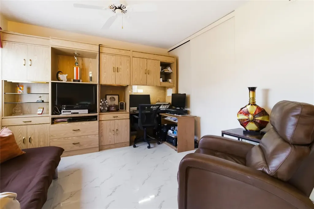 6768 10th Avenue Lake Worth FL 33467